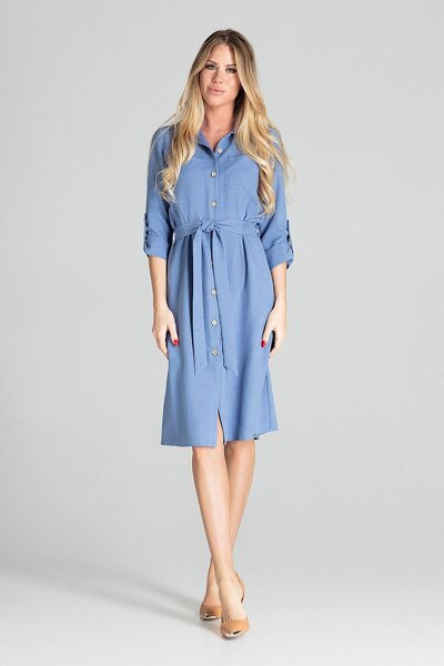 Niebieska sukienka o fasonie koszulowym