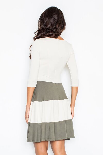 Rozkloszowana sukienka w kolorze oliwkowym