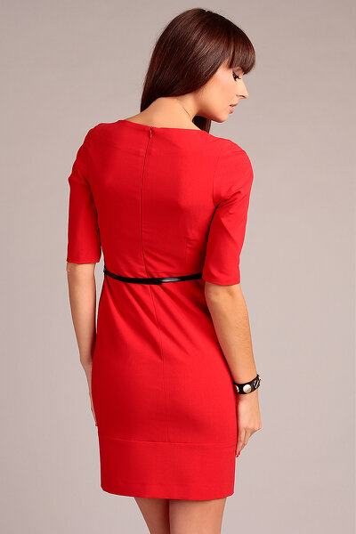 Czerwona ołówkowa sukienka z rękawem 3/4