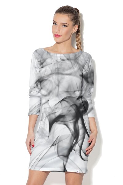 Biało-czarna sukienka mini i z długim rękawem