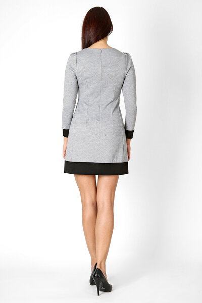 Popielata rozkloszowana sukienka z ozdobnym dołem