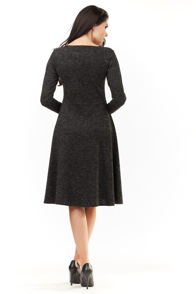 Rozkloszowana sukienka midi w grafitowym kolorze