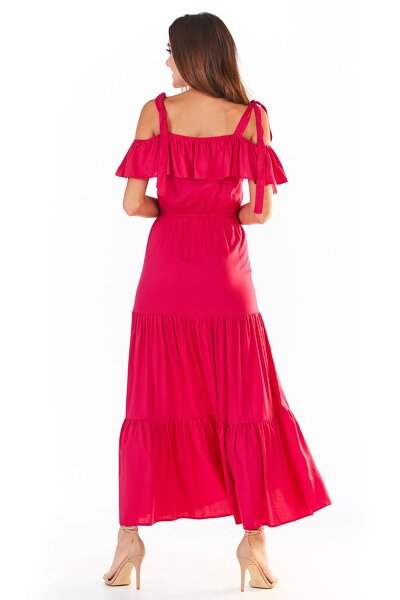 Różowa sukienka typu hiszpanka z ramiączkami