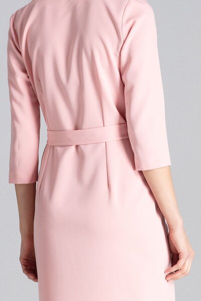 Sukienka z kopertowym dekoltem w kolorze różu