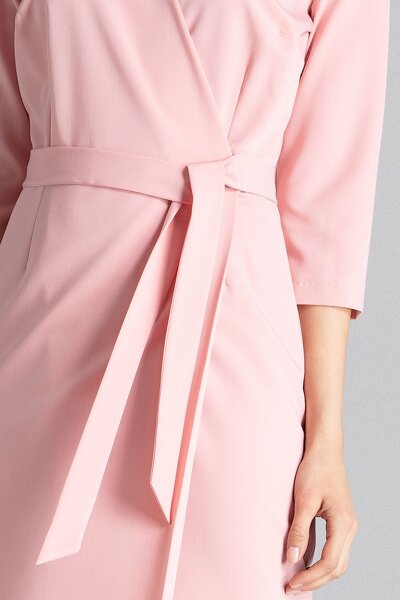 Sukienka z kopertowym dekoltem w kolorze różu