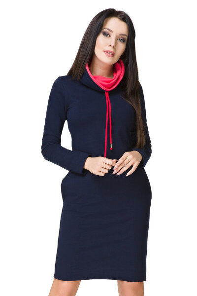 Granatowa sukienka z kominem i kieszeniami