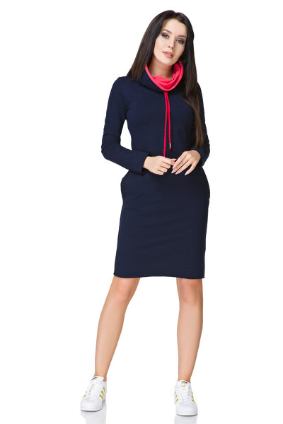 Granatowa sukienka z kominem i kieszeniami