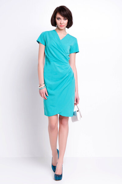 Miętowa kopertowa sukienka z asymetrycznym dołem