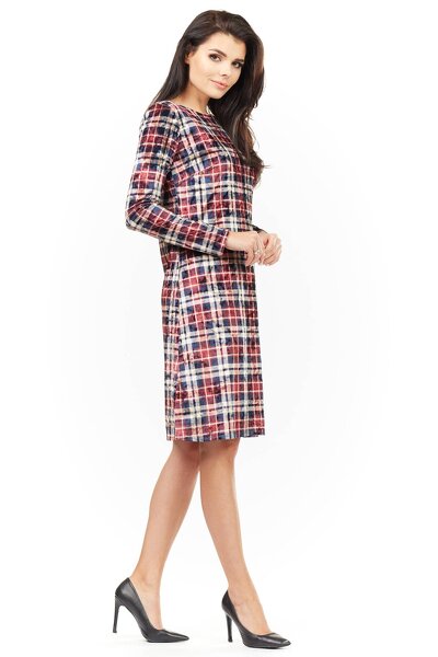 Sukienka midi w kratkę o trapezowym fasonie