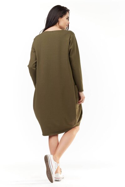 Sukienka midi w stylu oversize w kolorze khaki