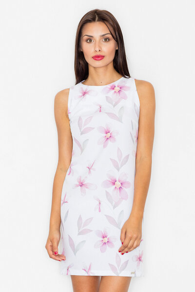 Dopasowana sukienka w jasno różowych kwiatach