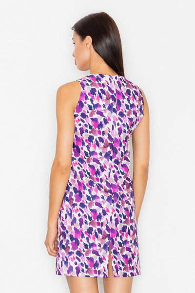 Dopasowana sukienka w fioletowo-lawendowych  kolorach