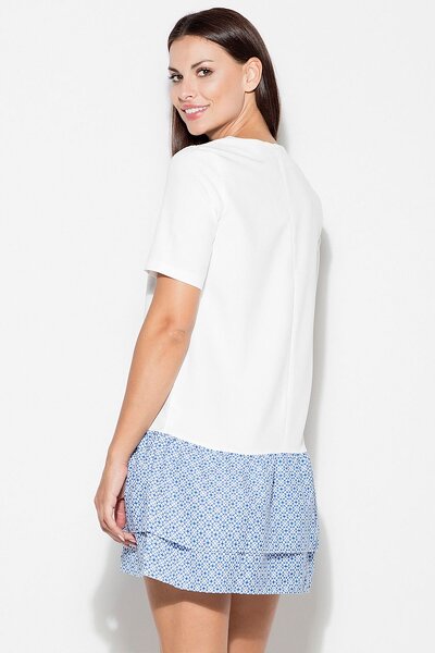 Sukienka z podwójną falbaną w błękitnym kolorze