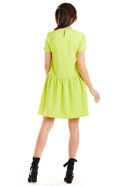 Sukienka odcinana w pasie w kolorze limonki o długości mini