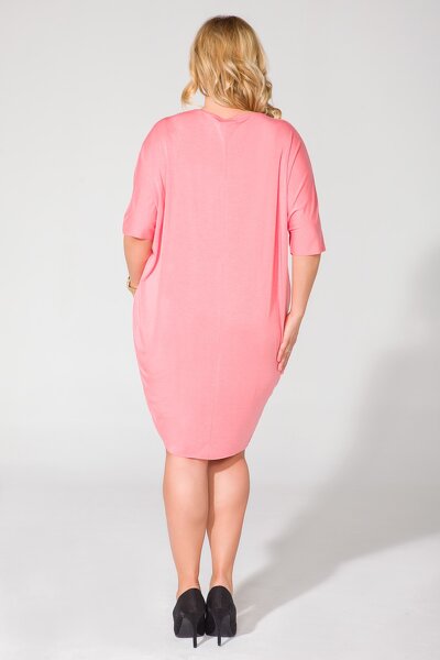 Różowa sukienka size plus