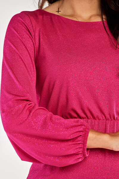 Sukienka z ozdobnym wiązaniem na plecach w kolorze fuksji