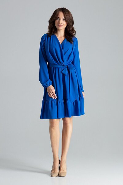 Szafirowa rozkloszowana sukienka z falbaną