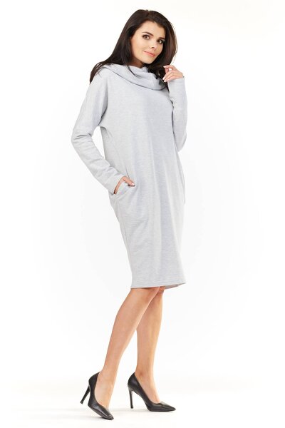 Szara luźna sukienka o fasonie tuby