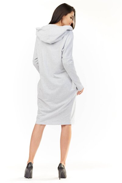 Szara luźna sukienka o fasonie tuby