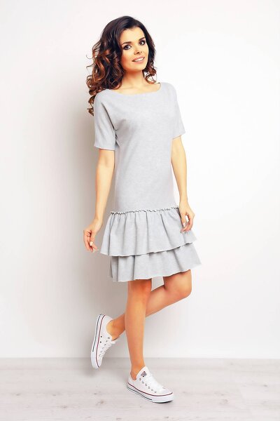 Szara sukienka mini z ozdobną falbanką