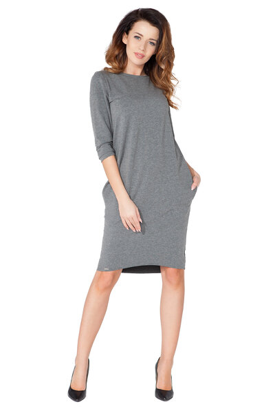 Szara sukienka o fasonie tuba i rękawie 3/4