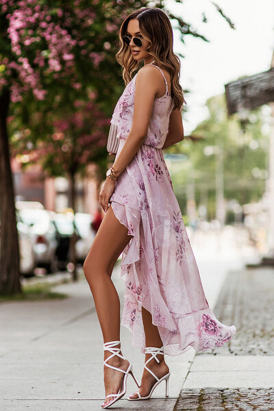 Szyfonowa sukienka na cienkich ramiączkach z gumką w pasie