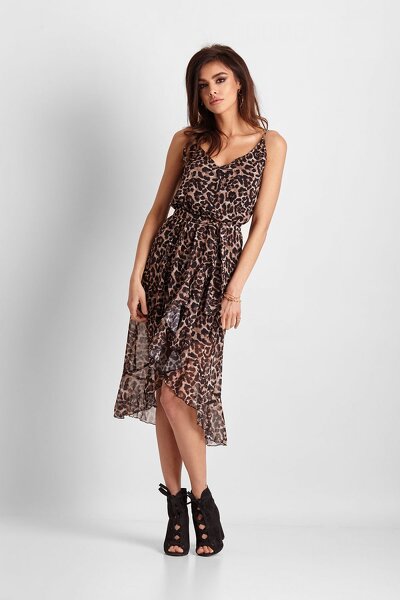 Szyfonowa sukienka we wzór panterki na cienkich ramiączkach