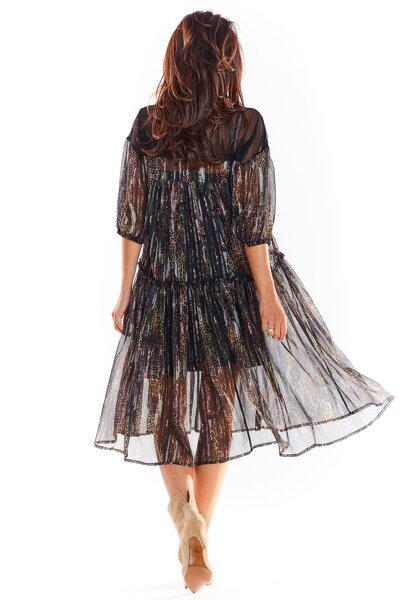 Szyfonowa wzorzysta sukienka o luźnym fasonie