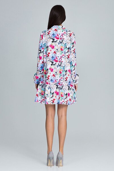 Jasna sukienka trapezowa w kolorowe kwiaty