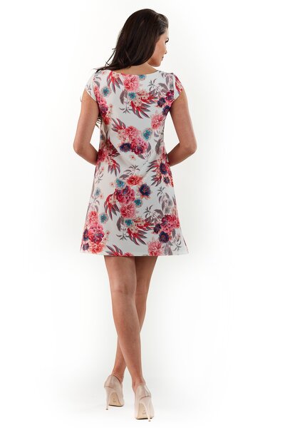 Trapezowa sukienka z krótkim rękawem w kwiaty w kolorze fuksji