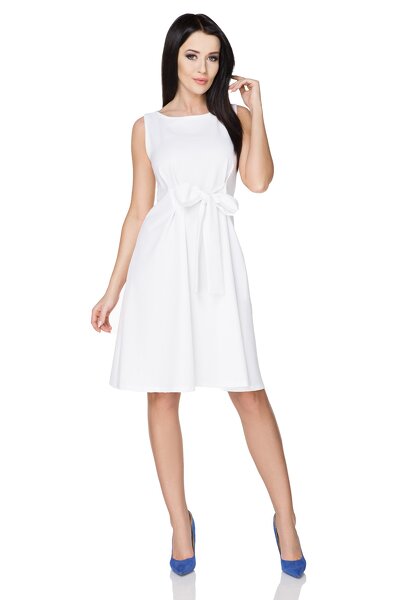 Biała sukienka rozkloszowana z kokardą