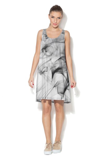 Letnia sukienka na ramiączkach z czarnymi wstawkami