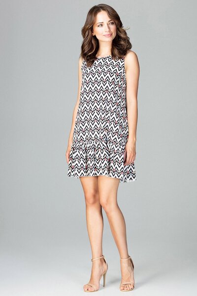 Wzorzysta sukienka mini z falbaną