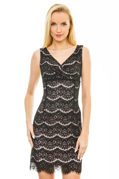 Czarno-pudrowa sukienka koronkowa na ramiączkach