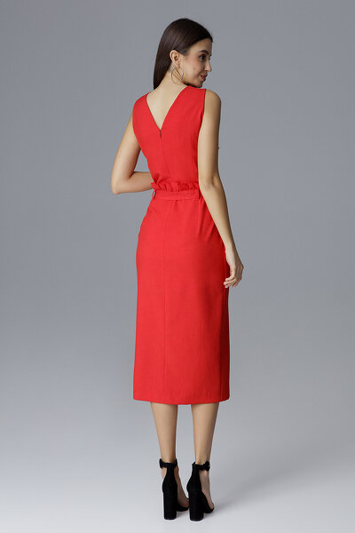 Ołówkowa sukienka z rozcięciem w kolorze czerwonym