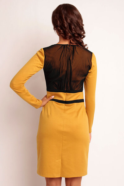 Miodowa ołówkowa sukienka mini z ozdobną górą