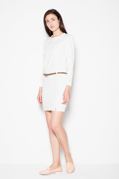 Sukienka z ozdobnym paskiem w kolorze ecru