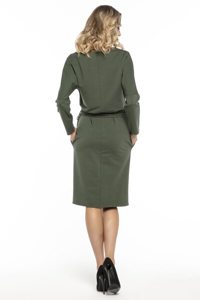 Zielona sukienka z paskiem