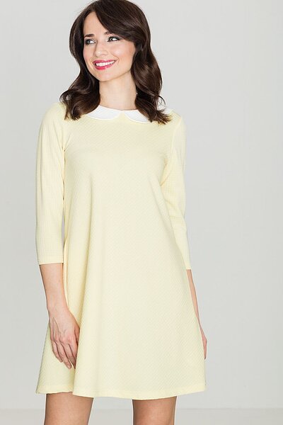 Żakardowa sukienka z kołnierzem w żółtym kolorze